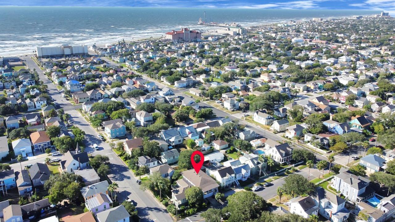 Cozy Historic Galveston House-8 Min Walk To Beach! Bagian luar foto