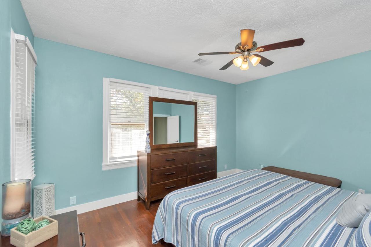 Cozy Historic Galveston House-8 Min Walk To Beach! Bagian luar foto